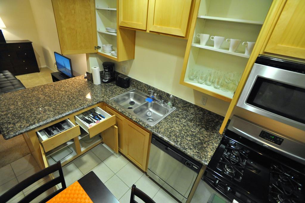 Downtown La Corporate Apartment