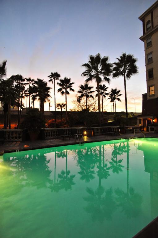 Downtown La Corporate Apartment